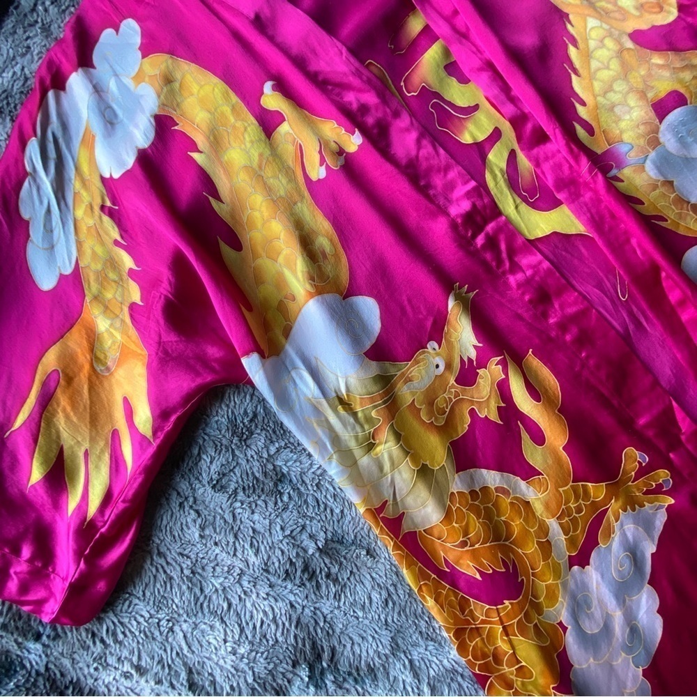 Watercolor Dragon Robe - Picture 5 of 11